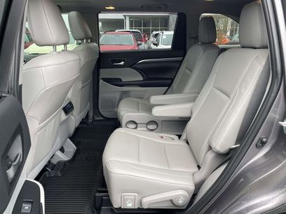 Used 2019 Toyota Highlander Limited