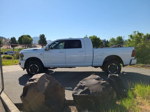 New 2026 RAM 2500 Laramie image 11