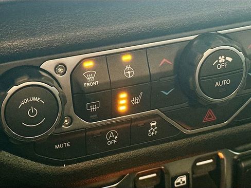 New 2026 Jeep Wrangler Sport S image 20