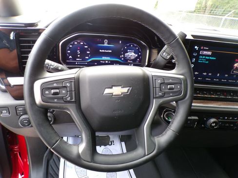 Used 2025 Chevrolet Silverado 1500 LT w/ All Star Edition Plus AWD/4WD image 12