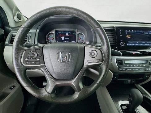 Used 2019 Honda Pilot EX image 11