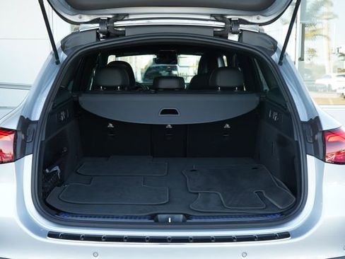 Used 2026 Mercedes-Benz GLC 300 image 8