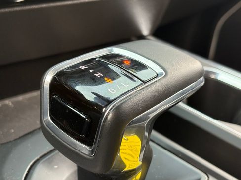 Used 2023 Chevrolet Silverado 1500 RST w/ Convenience Package II image 16