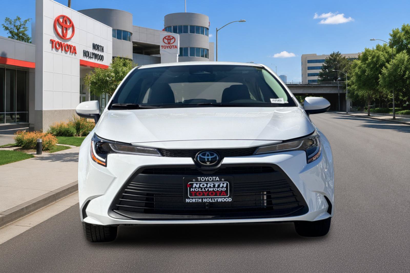 New 2027 Toyota Corolla LE FWD image 8