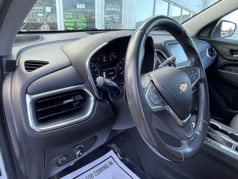 Used 2018 Chevrolet Equinox LT image 31