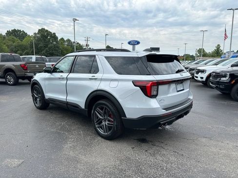New 2026 Ford Explorer ST AWD/4WD image 5