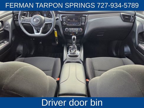 Used 2021 Nissan Rogue Sport S image 17