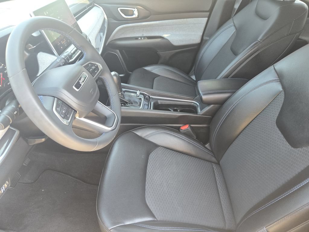 Used 2022 Jeep Compass Latitude AWD/4WD image 14