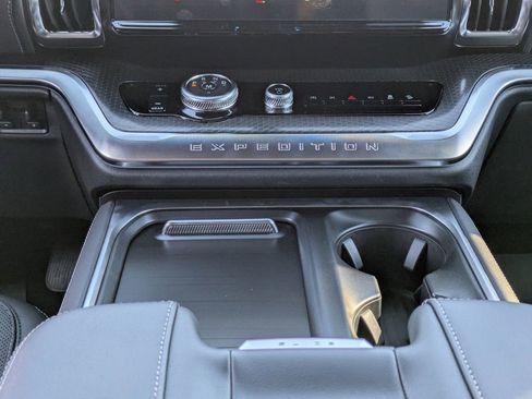 New 2026 Ford Expedition Max Platinum w/ Stealth Performance Package image 27