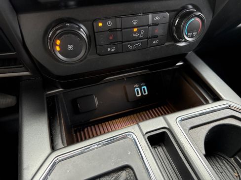 Used 2016 Ford F150 XLT w/ Equipment Group 302A Luxury image 20