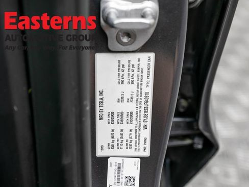 Used 2020 Tesla Model 3 Performance AWD/4WD image 30