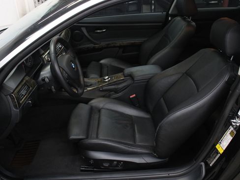 Used 2007 BMW 335i Coupe image 11