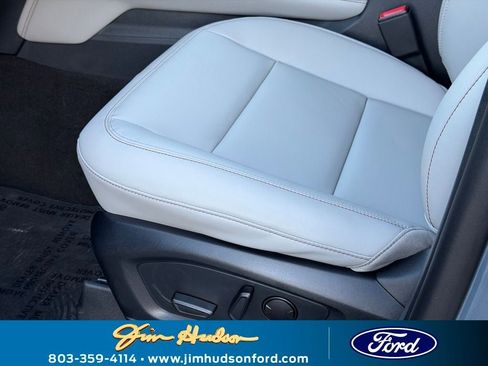 New 2026 Ford Explorer Active w/ Active Comfort Package image 21