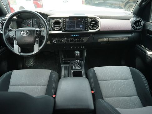 Used 2023 Toyota Tacoma TRD Sport AWD/4WD image 20
