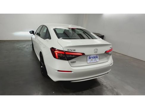 Used 2026 Honda Civic Sport image 7