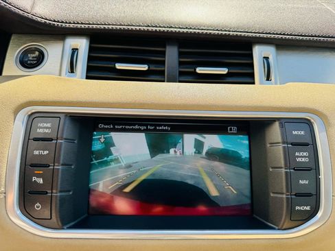 Used 2015 Land Rover Range Rover Evoque Pure Premium AWD/4WD image 41