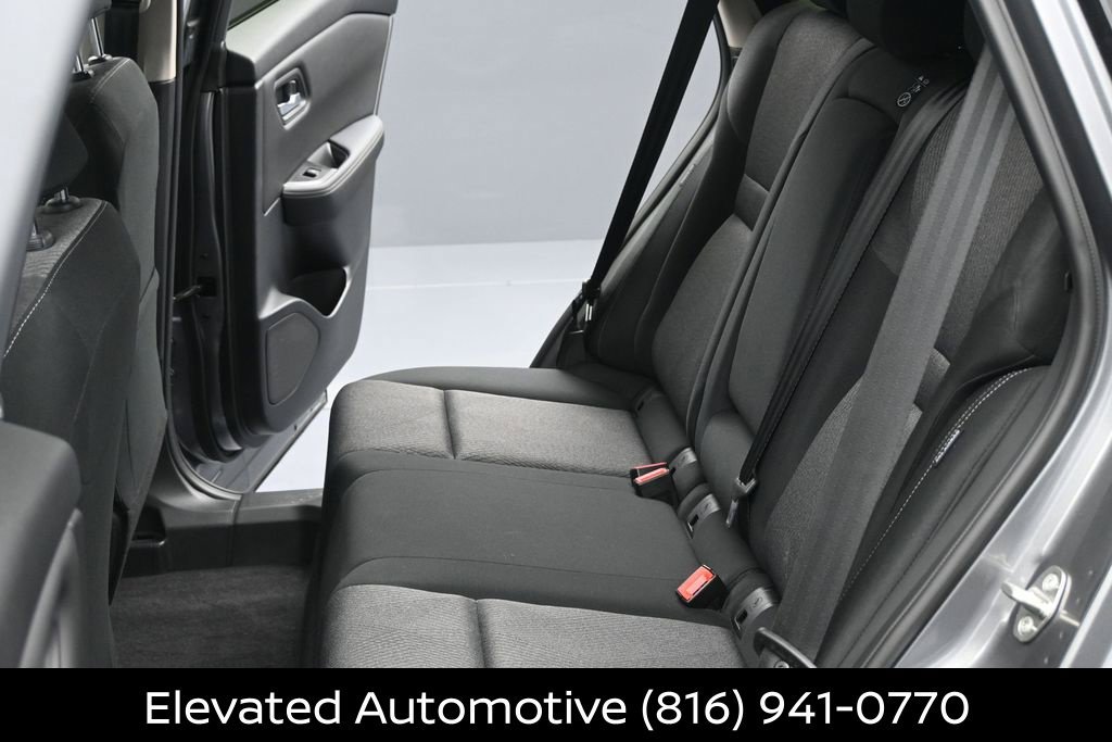 Certified 2026 Nissan Rogue SV AWD/4WD image 18