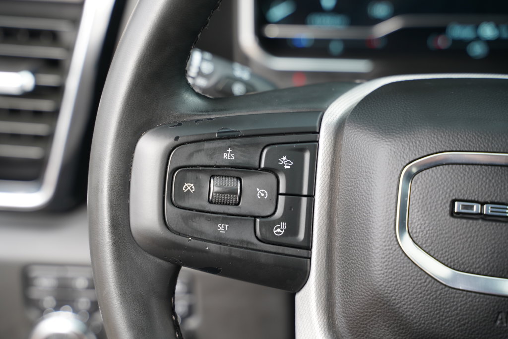 Used 2024 GMC Sierra 2500 Denali w/ Denali Reserve Package AWD/4WD image 11