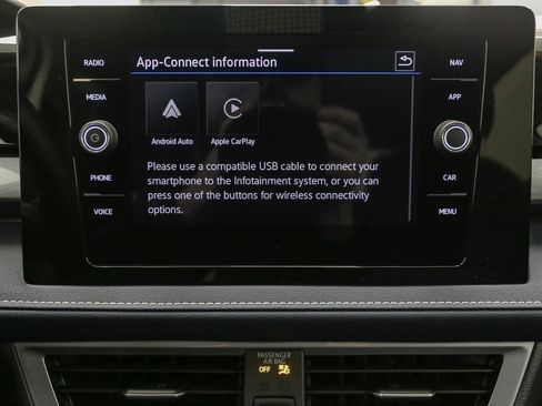 Used 2025 Volkswagen Taos SEL w/ Black Wheel Plus Package image 27