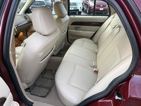 Used 2008 Mercury Grand Marquis LS image 14