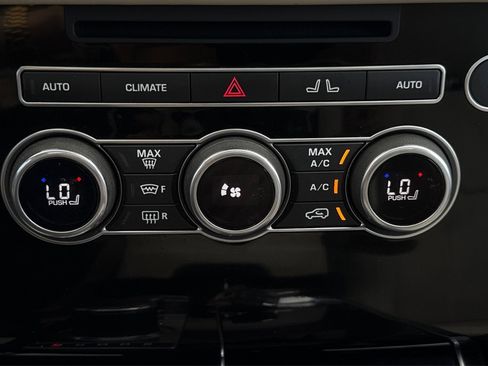 Used 2016 Land Rover Range Rover HSE AWD/4WD image 36