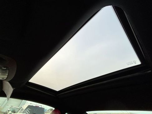 Used 2018 INFINITI Q60 3.0t Sport image 29