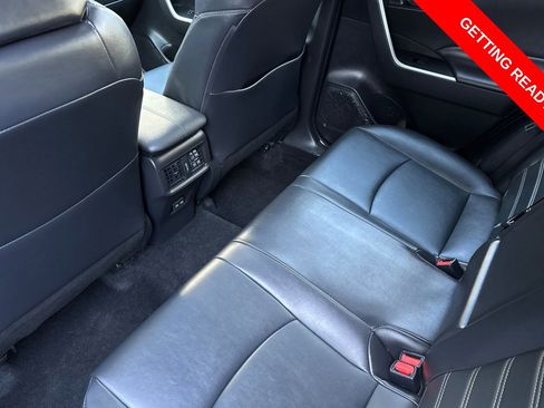 Used 2023 Toyota RAV4 XLE Premium image 12