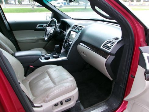 Used 2011 Ford Explorer Limited w/ 301A Rapid Spec Order Code AWD/4WD image 11