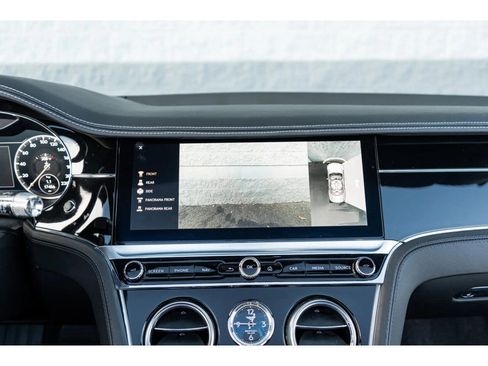 Used 2022 Bentley Continental GT V8 image 31