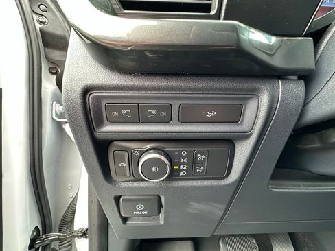 Used 2022 Ford F150 XLT w/ Equipment Group 302A High AWD/4WD image 3