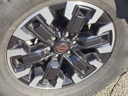 Used 2023 Nissan Frontier Pro-X w/ Tow Package image 23