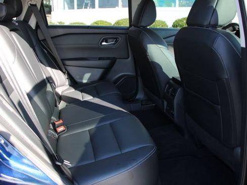 Certified 2024 Nissan Rogue SL w/ SL Premium Package AWD/4WD image 31