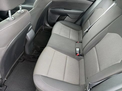 Used 2023 Kia Forte LXS w/ LXS Technology Package FWD image 3