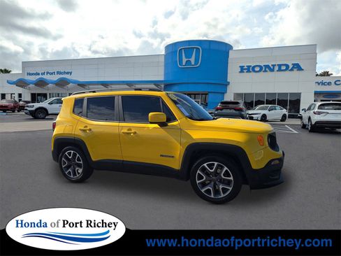 Used 2015 Jeep Renegade Latitude image 1