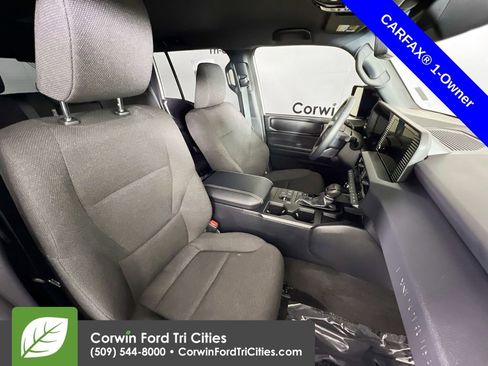 Used 2025 Toyota Land Cruiser 1958 image 17