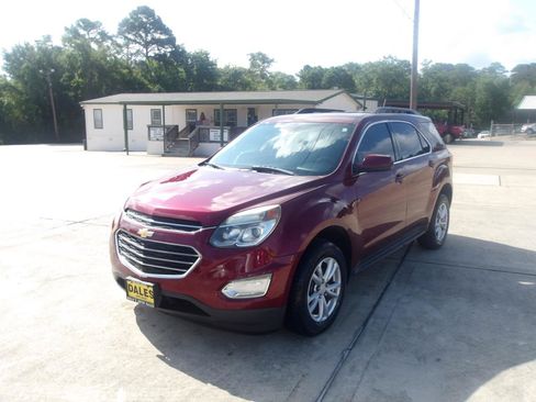 Used 2017 Chevrolet Equinox LT w/ Convenience Package FWD image 2