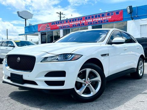 Used 2020 Jaguar F-PACE Premium image 1