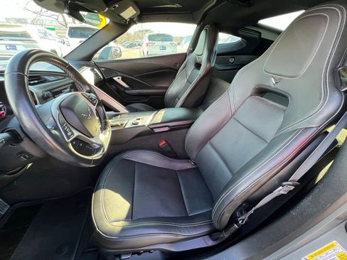 Used 2016 Chevrolet Corvette Stingray Coupe w/ 2LT Preferred Equipment Group image 18