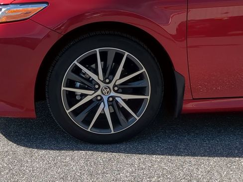 Used 2024 Toyota Camry XLE image 19