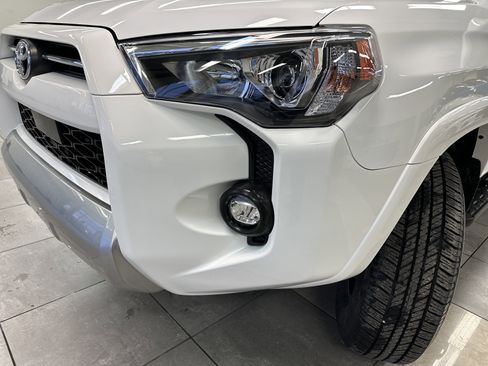 Used 2024 Toyota 4Runner TRD Off-Road Premium image 19