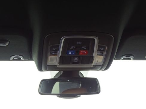 Used 2020 RAM 1500 Limited RWD image 30