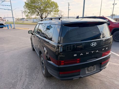 Used 2024 Hyundai Santa Fe SEL image 3