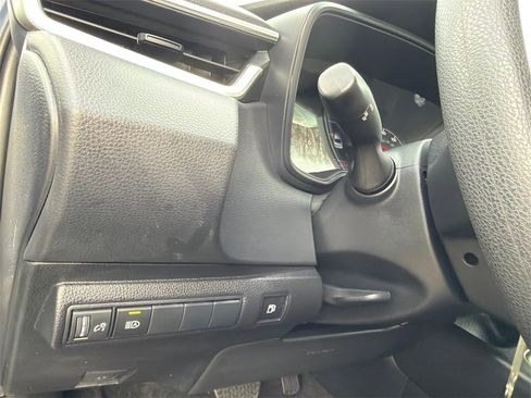 Used 2023 Toyota Corolla LE image 29