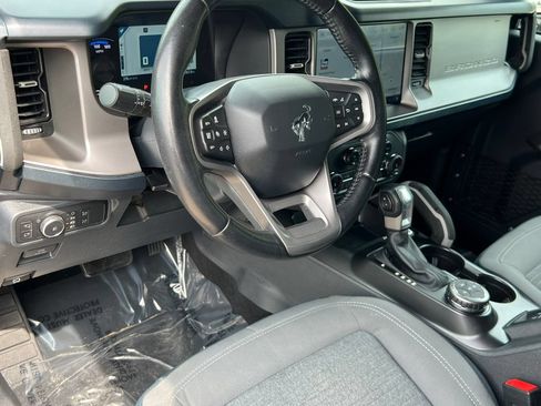 Used 2022 Ford Bronco Outer Banks AWD/4WD image 14