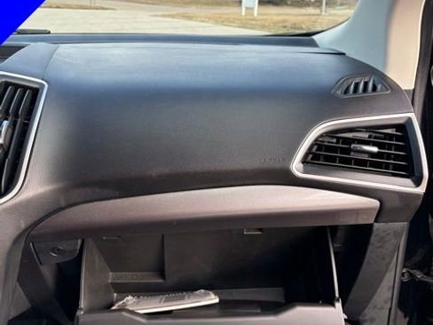 Used 2024 Ford Edge SEL image 30