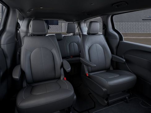 New 2027 Chrysler Pacifica Select FWD image 16