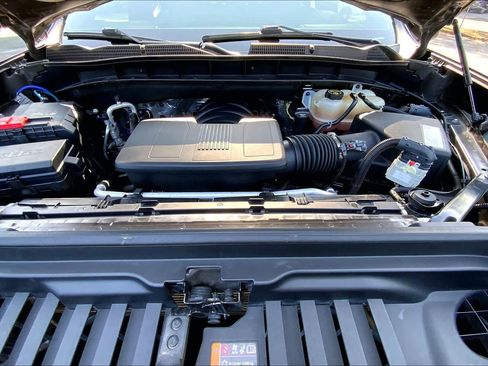 Used 2021 GMC Sierra 1500 SLT w/ SLT Premium Package AWD/4WD image 32