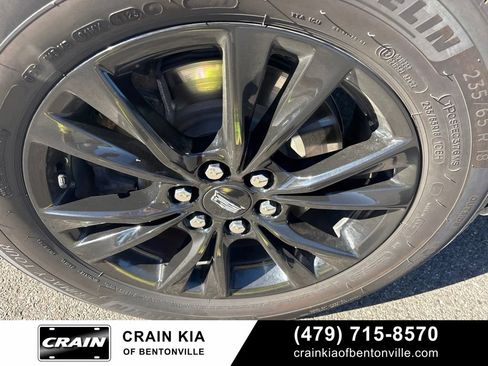 Used 2024 Cadillac XT6 Luxury AWD/4WD image 9