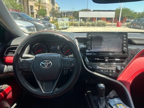 Used 2021 Toyota Camry XSE w/ Carpet Mat Package (TMS) FWD image 9