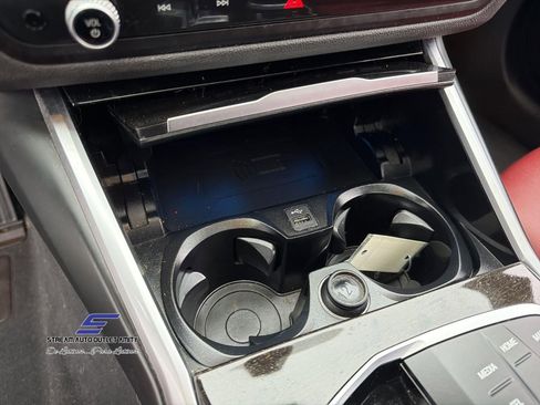 Used 2023 BMW 330i xDrive 330i xDrive w/ Premium Package image 36